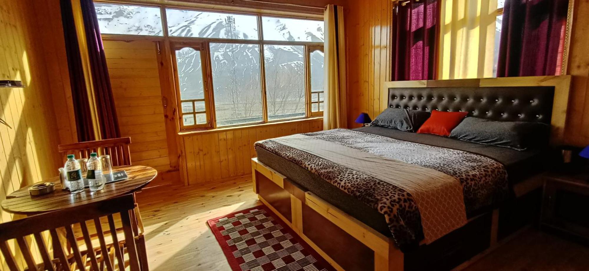 Hotel The Alpinist Cafe And Retreat Kaza Camera foto
